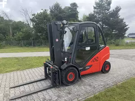 Wózki widłowe diesel 2013  Linde H30D-02 Triplex (1)
