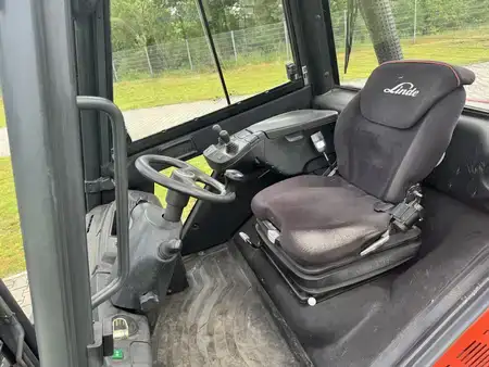 Wózki widłowe diesel 2013  Linde H30D-02 Triplex (2)