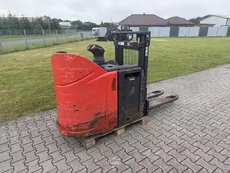 Ruční vysokozdvižný vozík 2018  Linde D12HP-SP Li-Ion (3)
