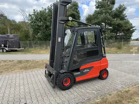 Sähkö - 4 pyör 2017  Linde E30 Batterie neu (1)