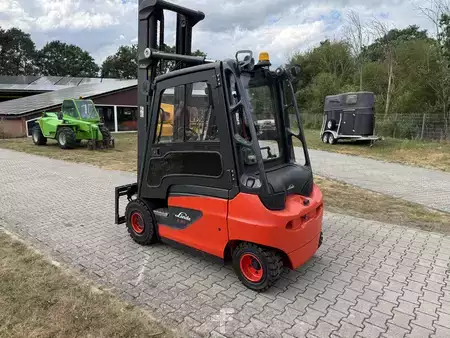 Sähkö - 4 pyör 2017  Linde E30 Batterie neu (2)