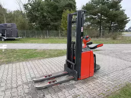 Magasemelésű béka 2021  Linde L16  AP (2)