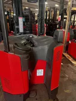 Montacargas Retráctil  Raymond 750-R45TT (3)