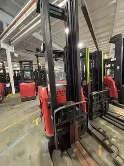 Reach Trucks 2015  Raymond 750-R45TT (2)