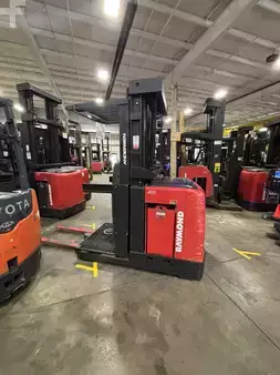 Order Picker 2019  Raymond 530-OPC30TT (2)