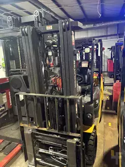 Propane Forklifts 2021  Komatsu FG30SHT-16 (2)