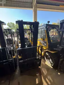 Container Handlers 2018  Komatsu FG30SHT-16 (2)