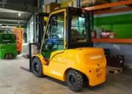 Manuseador de contentores 2026  HC (Hangcha) CPD30-XEY2HA-SI (2)