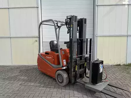 Elektro tříkolové VZV  BT CBE15T (2)
