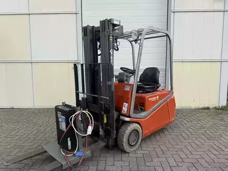 Elektro tříkolové VZV  BT CBE15T (4)
