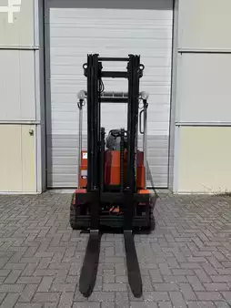 Elektro tříkolové VZV  BT C3E150R (3)