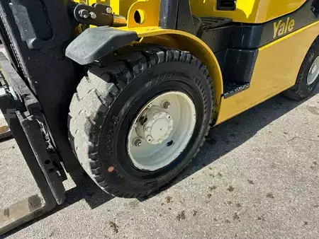 Wózki widłowe diesel 2019  Yale GDP 20 VX (16)