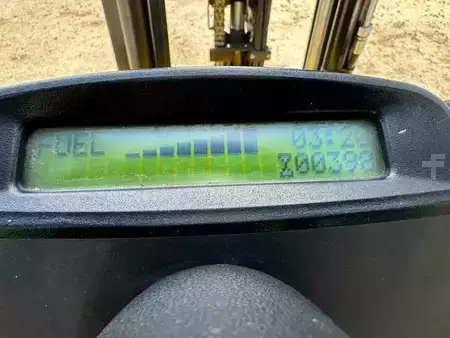 Wózki widłowe diesel 2019  Yale GDP 20 VX (21)