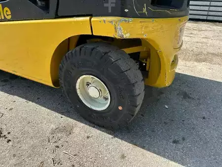 Diesel heftrucks 2019  Yale GDP 20 VX (15)