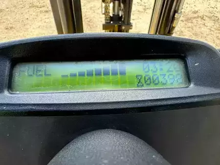 Diesel heftrucks 2019  Yale GDP 20 VX (21)
