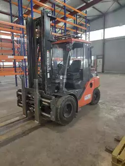 Diesel gaffeltruck 2018  Toyota Toero 40-8FD40N (1)