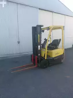 Elektro 3 Rad 2020  Hyster J1.5XNT (1)