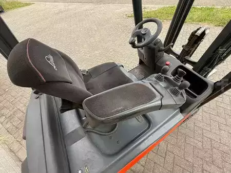Empilhador diesel 2020  Linde E16L-02 E16L-02 (10)