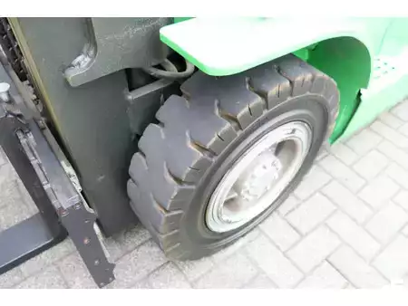 Chariots élévateurs diesel 2018  Cesab M325 M325 (12)