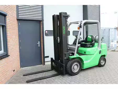 Chariots élévateurs diesel 2018  Cesab M325 M325 (3)