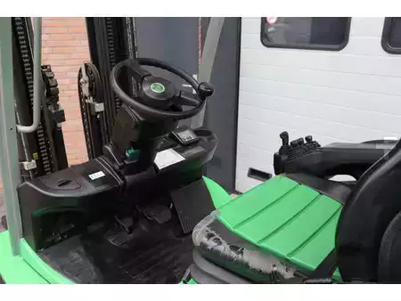 Chariots élévateurs diesel 2018  Cesab M325 M325 (7)
