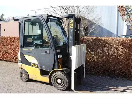 Wózki widłowe diesel 2014  Yale GLP16VX GLP16VX (1)