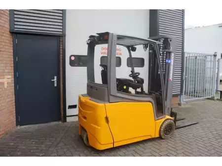 Diesel Forklifts 2016  Jungheinrich EFG216 EFG216 (2)
