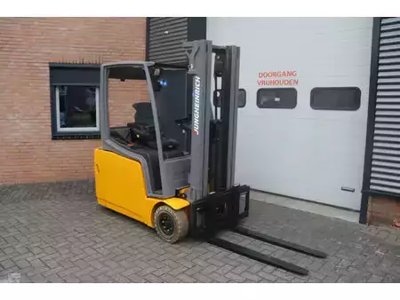 Diesel Forklifts 2016  Jungheinrich EFG216 EFG216 (3)