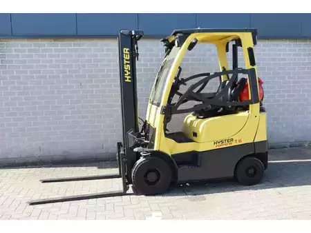 Empilhador diesel 2013  Hyster H1.6FT H1.6FT (1)