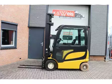 Wózki widłowe diesel 2011  Yale ERP25VL ERP25VL (1)