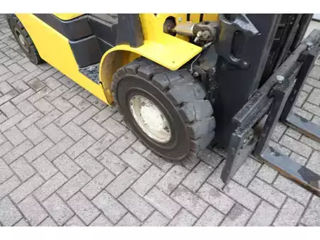 Dieselstapler 2011  Yale GLP25VX GLP25VX (12)