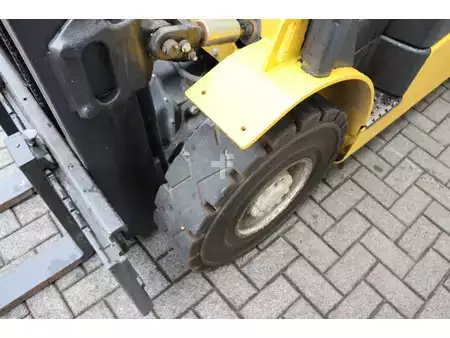 Dieselstapler 2011  Yale GLP25VX GLP25VX (15)