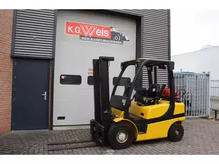 Dieselstapler 2011  Yale GLP25VX GLP25VX (2)