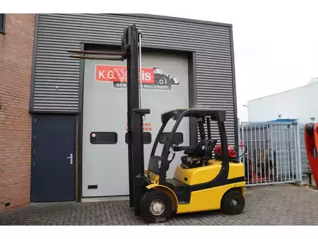 Dieselstapler 2011  Yale GLP25VX GLP25VX (6)
