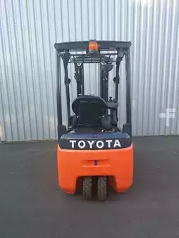 Carrelli elettrici 3 ruote 2019  Toyota 8FBE15T (3)
