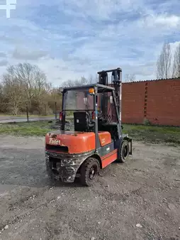Diesel gaffeltruck 2007  Tailift FD30 (3)