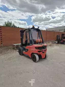 Chariots élévateurs GPL 2020  Linde H30T-01 (4)