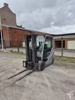 Electric - 4 wheels 2020  Still RX 60-25 (1)