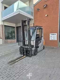 4-wiel elektrische heftrucks 2021  Still RX60-30 (1)
