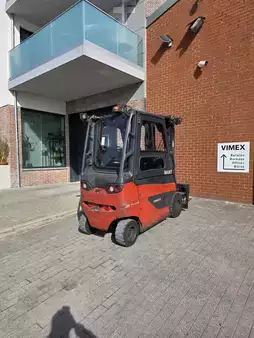 Elektrisk- 4 hjul 2017  Linde E25H/600 | Sideshift & positioner (1)