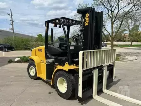 Propane Forklifts - Yale GLP155VX (2)