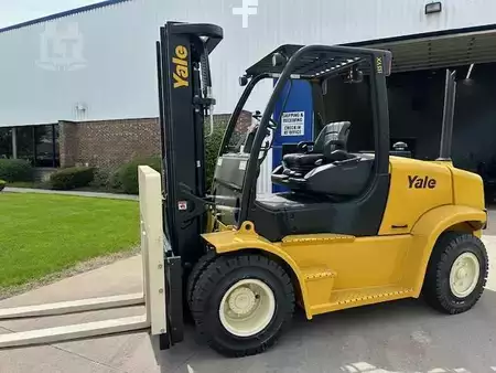 Propane Forklifts - Yale GLP155VX (5)