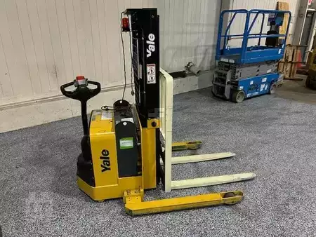 Pallet Stackers 2019  Yale MSW025LF (5)