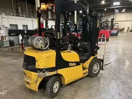 Propane Forklifts - Yale GLP050MX (4)