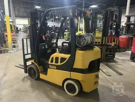 Propane Forklifts 2020  Yale GLC060VX (2)