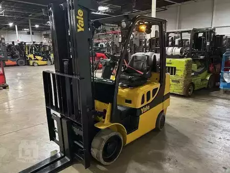Propane Forklifts 2020  Yale GLC060VX (11)