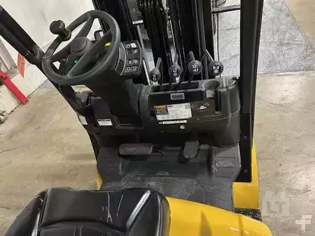 Propane Forklifts 2020  Yale GLC060VX (15)