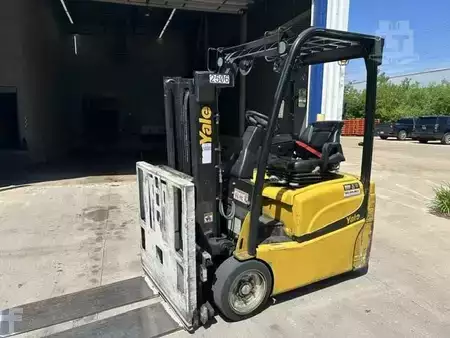 4-Wheel Electric 2021  Yale ERP030VT (1)