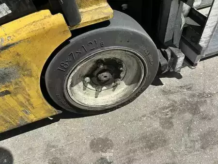 4-Wheel Electric 2021  Yale ERP030VT (5)
