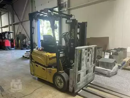 4-Wheel Electric - Yale ERP030VT (4)